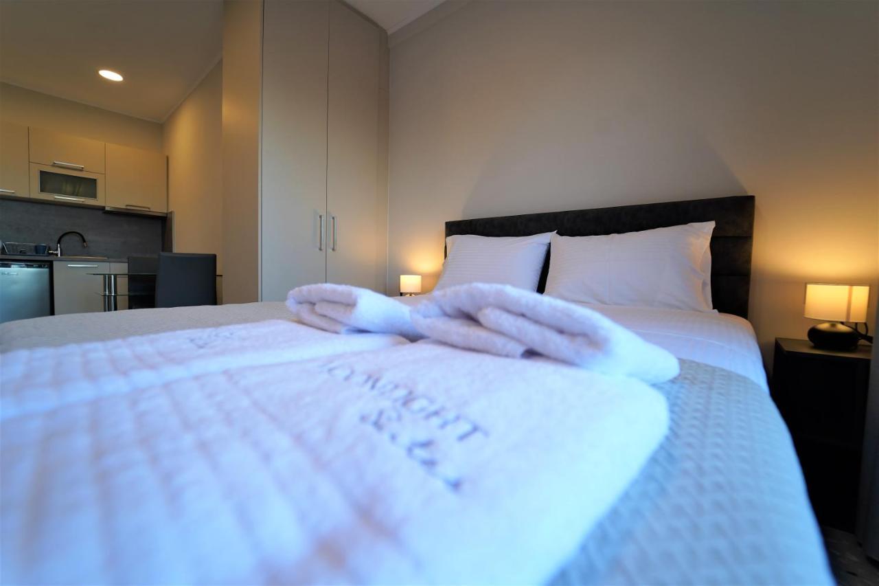 Moonlight Suites Parga Exterior photo