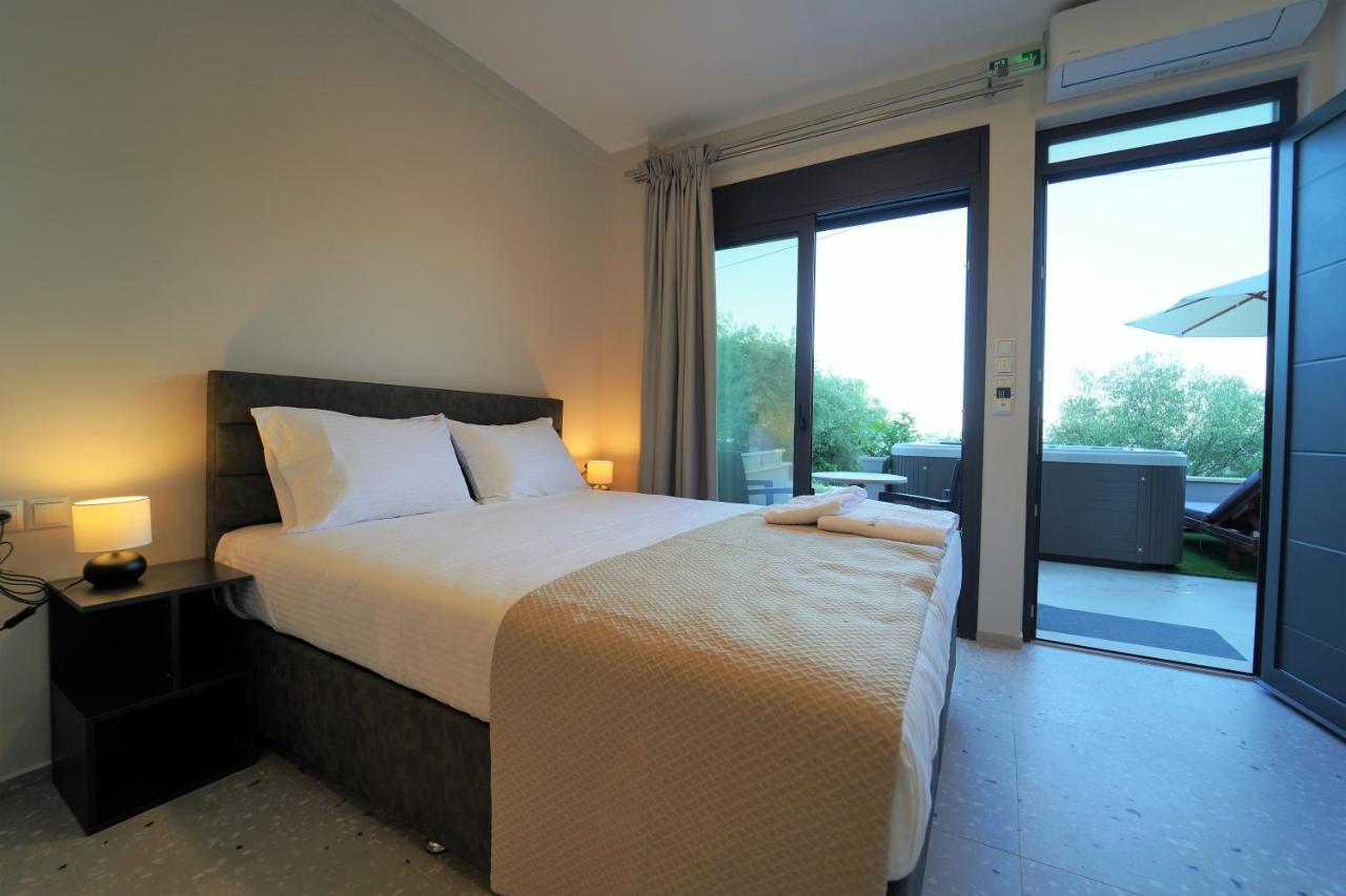 Moonlight Suites Parga Exterior photo