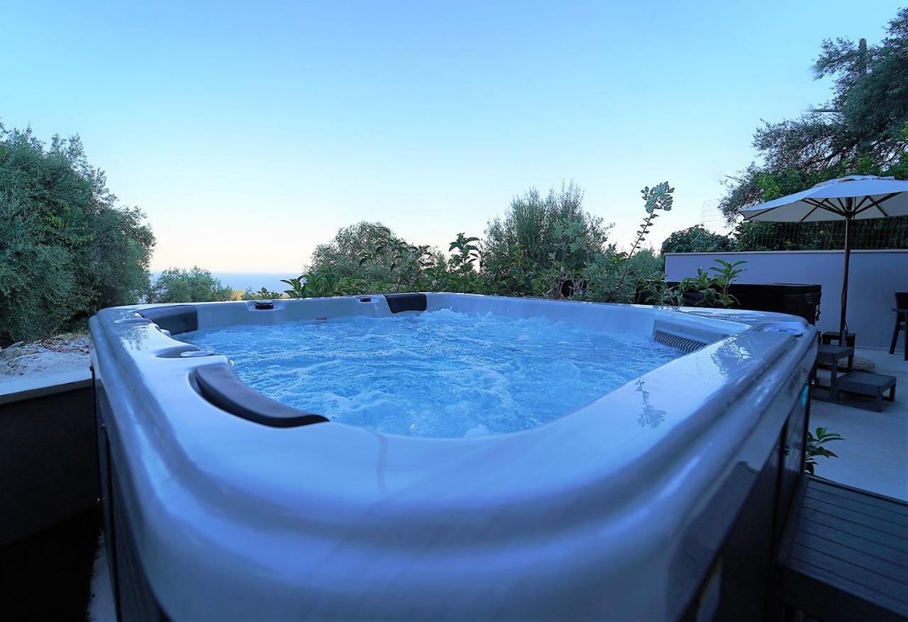 Moonlight Suites Parga Exterior photo