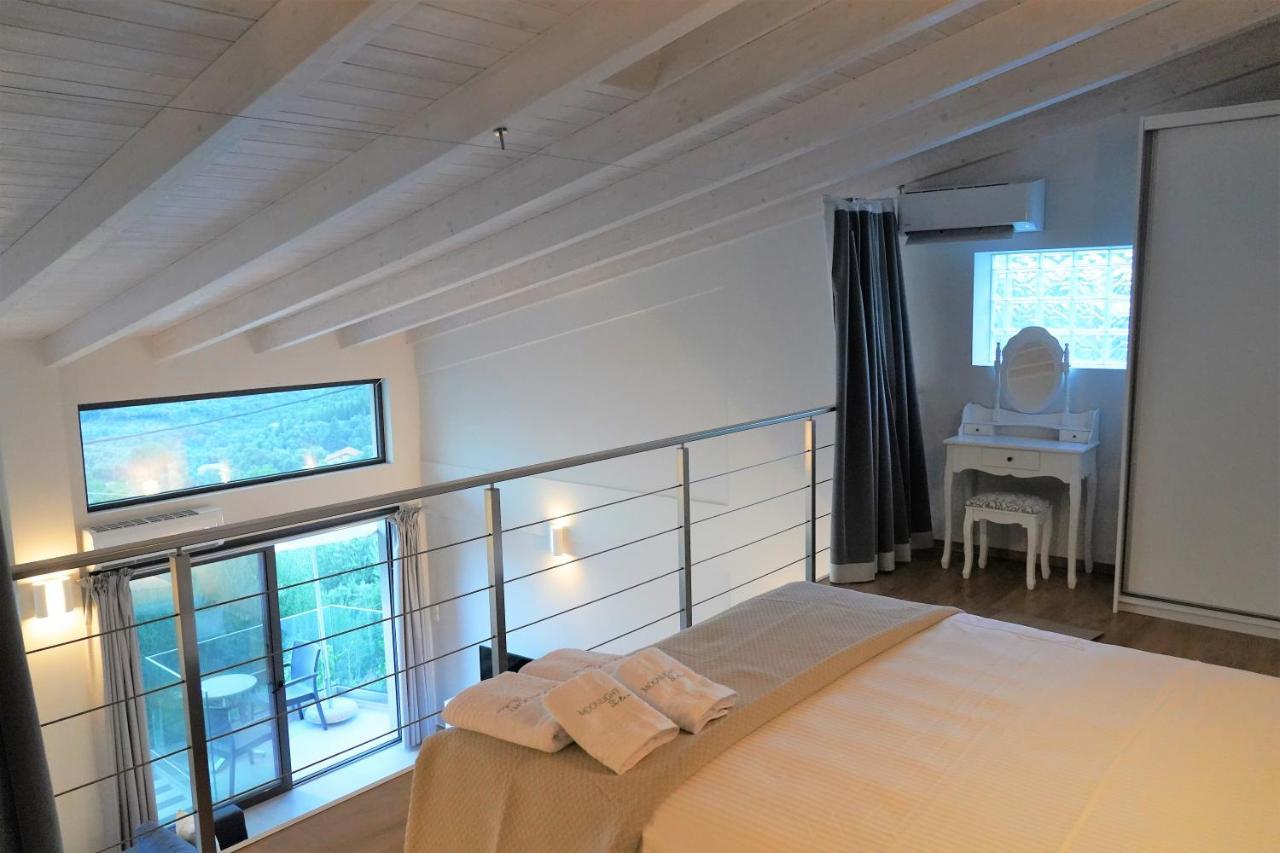 Moonlight Suites Parga Exterior photo